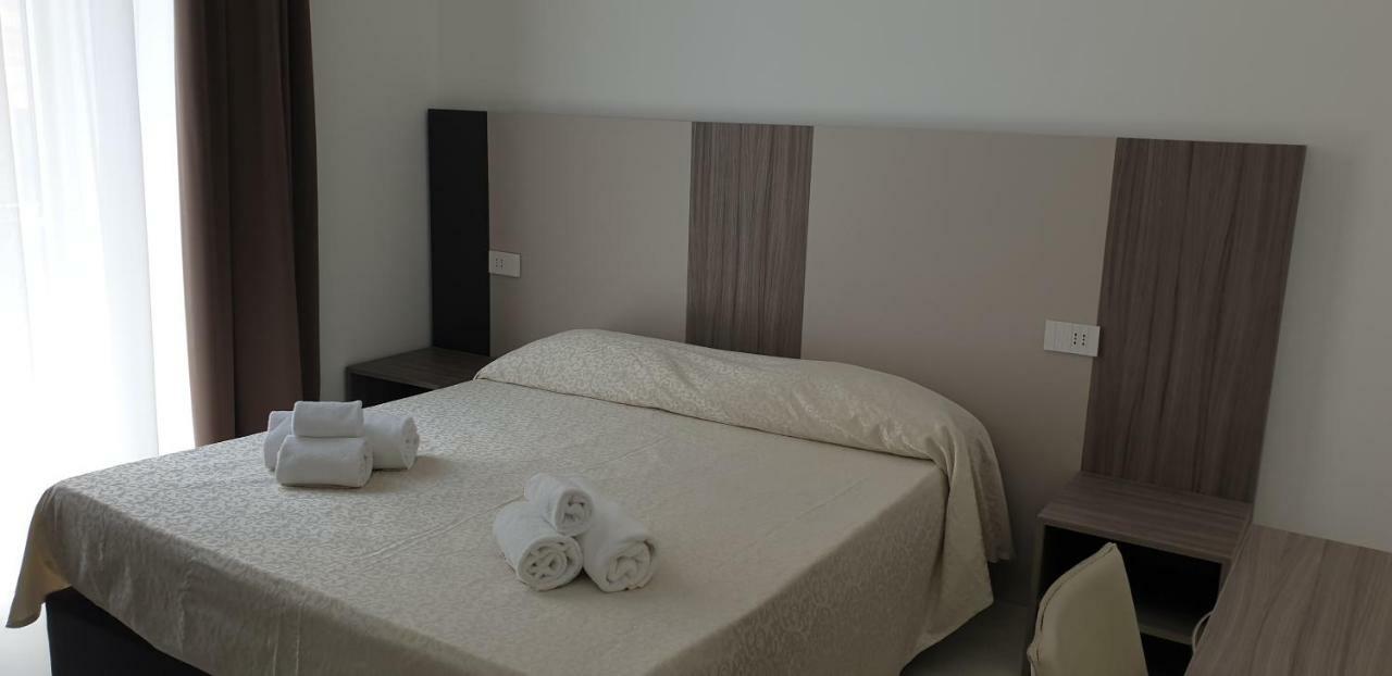 B&B Maison D'Art Sorrente Extérieur photo